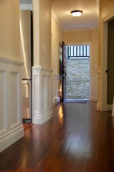 Upscale Character Home With Luxurious Amenities Victoria Canada